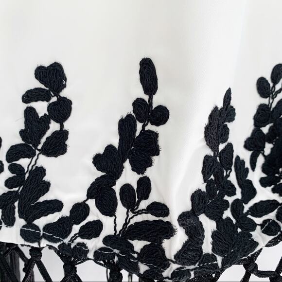 NWT Gold Label Wow Couture White Fringe Dress - Picture 3 of 12